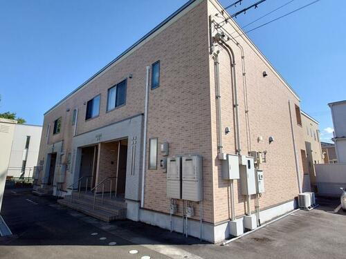 富山県富山市山室 2階建