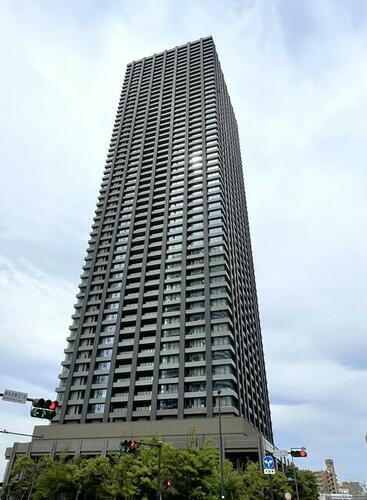 シティタワー武蔵小杉 地上53階地下3階建