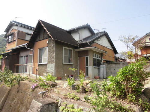 兵庫県たつの市龍野町中霞城 平屋建て