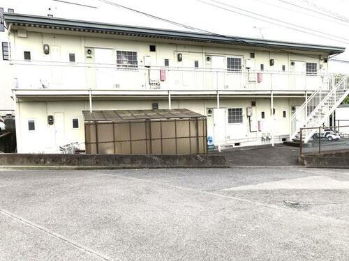 ビューパレー池田Ａ 2階建