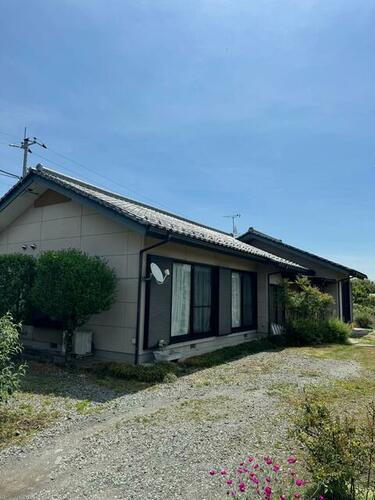 群馬県安中市松井田町二軒在家 平屋建て