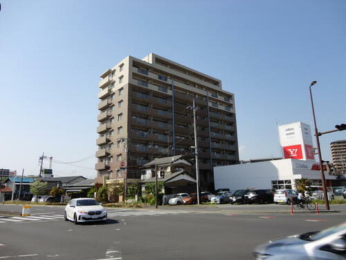 群馬県館林市本町４丁目 築18年3ヶ月 11階建