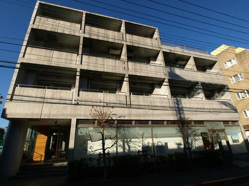 東京都府中市住吉町４丁目 6階建