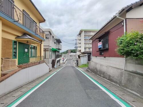 福岡県中間市鍋山町 平屋建て