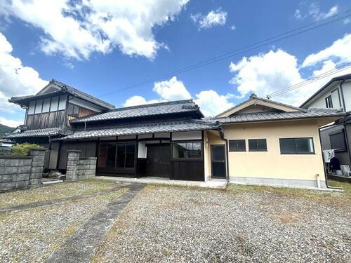 西脇市大野貸家 2階建