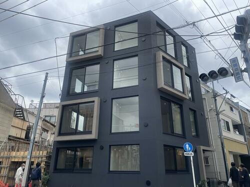 ｔｒｉａｓ１５６ 4階建