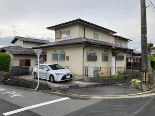 三重県名張市桔梗が丘８番町 築49年4ヶ月 2階建