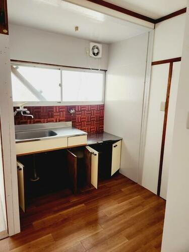 鹿児島県鹿児島市甲突町 築48年12ヶ月 2階建