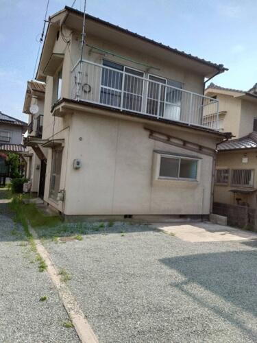 広島県福山市新涯町１丁目 築42年9ヶ月 2階建