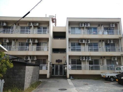 大阪府河内長野市木戸町 3階建