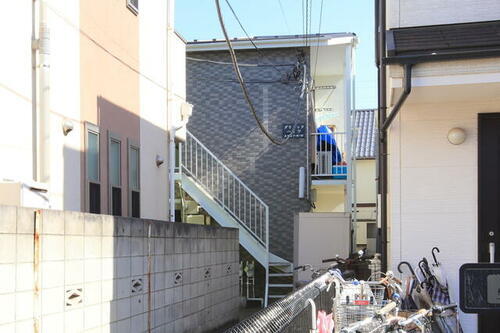 グリュックハイツ 2階建