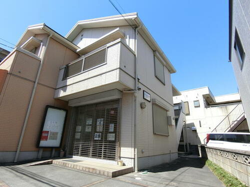 埼玉県入間郡毛呂山町大字毛呂本郷 2階建 築20年