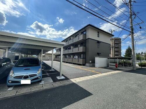 山形県山形市松波１丁目 3階建