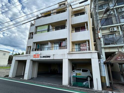 Ｂハウジング 4階建