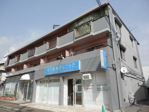 兵庫県宝塚市小林５丁目 3階建