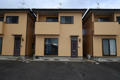 福島県福島市松川町沼袋字戸ノ内 2階建 築20年3ヶ月