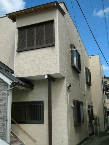 宮城県仙台市若林区遠見塚３丁目 2階建