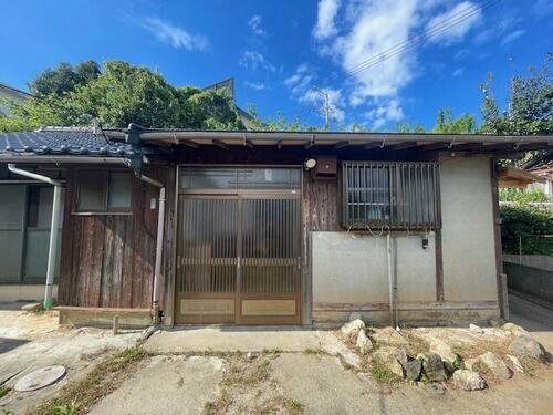 佐賀県唐津市西唐津１丁目 平屋建て 築67年8ヶ月
