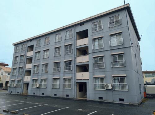 山口県長門市東深川 築46年10ヶ月 4階建