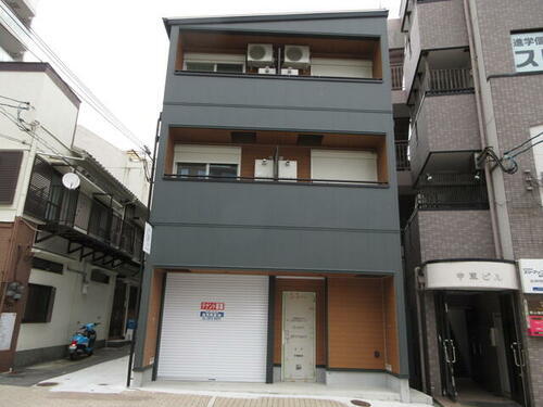 ナチュラルフロント 3階建