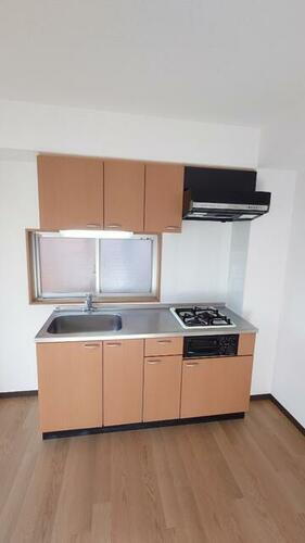 神奈川県川崎市川崎区伊勢町 4階建 築23年2ヶ月