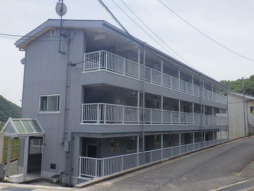 広島県三原市中之町９丁目 築32年8ヶ月 3階建