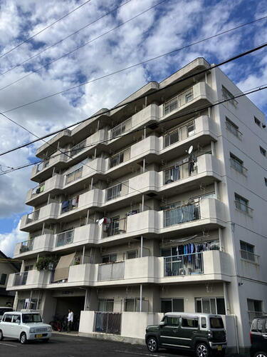 レスピラーレ 6階建