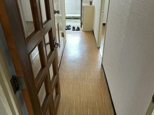 栃木県日光市瀬川 築37年12ヶ月 3階建