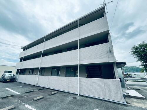 兵庫県加東市北野 3階建 築28年8ヶ月