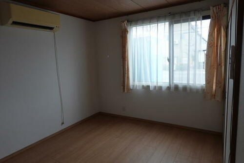 秋田県秋田市東通８丁目 2階建 築37年6ヶ月