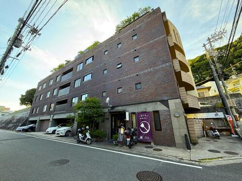広島県広島市南区段原２丁目 6階建