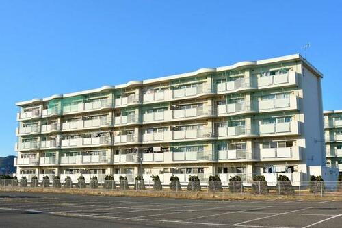 香川県さぬき市造田野間田 賃貸マンション