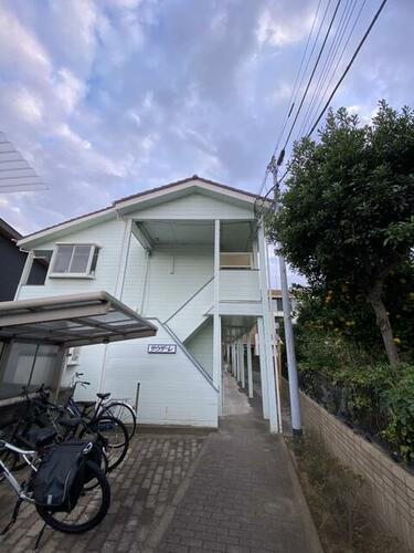 埼玉県川口市南町１丁目 2階建