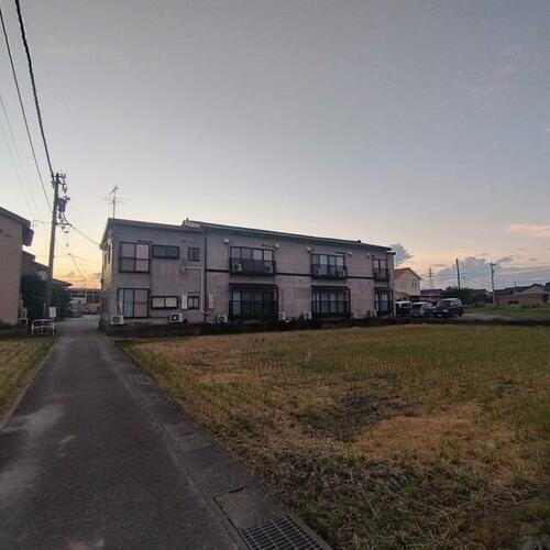 第３佐竹ビル 地上2階地下1階建