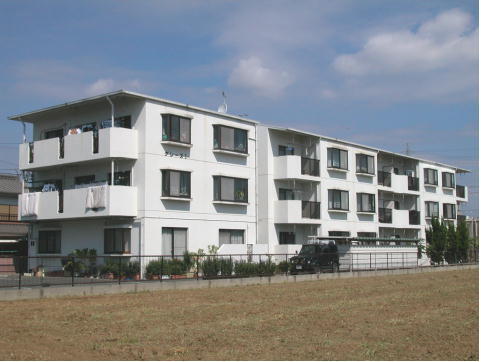 愛知県豊橋市牧野町 3階建 築31年5ヶ月