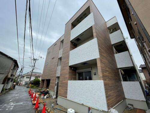 大阪府吹田市泉町３丁目 3階建 築3年