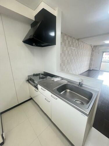 福岡県北九州市八幡西区青山２丁目 5階建 築35年4ヶ月