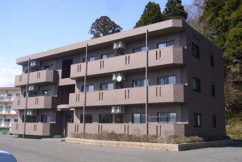 福島県白河市大鹿島 3階建 築17年4ヶ月