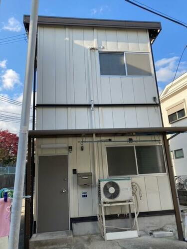 兵庫県神戸市長田区房王寺町３丁目 2階建