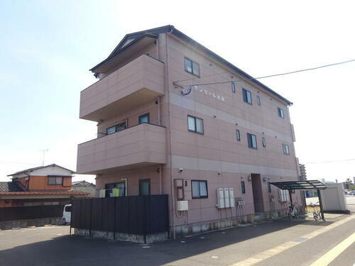 サンセール光岡 3階建