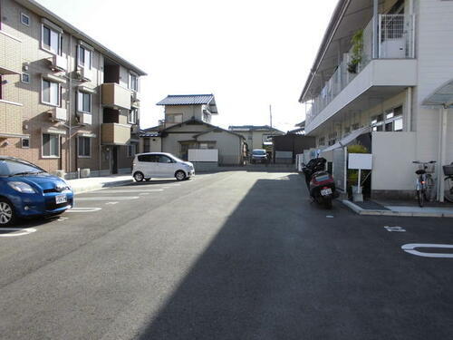 熊本県熊本市南区出仲間２丁目 築41年10ヶ月 2階建