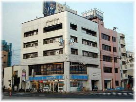 長崎県長崎市目覚町 5階建