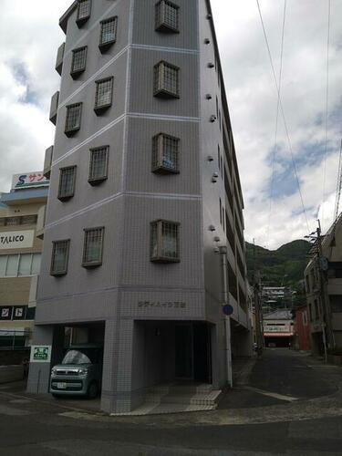 長崎県佐世保市万徳町 7階建
