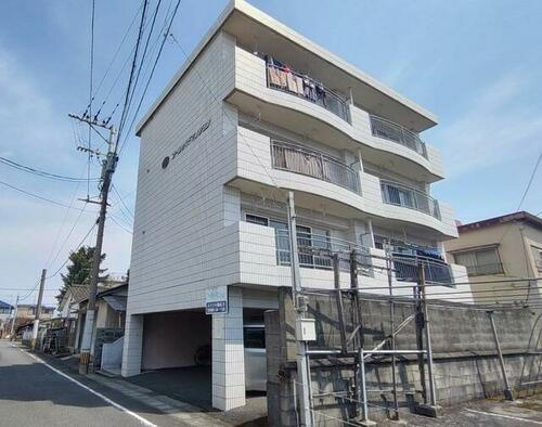 プールサイドマンション