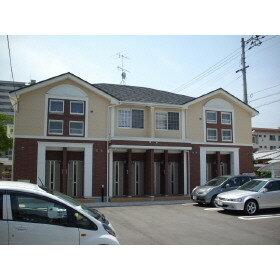 愛媛県新居浜市泉宮町 賃貸アパート