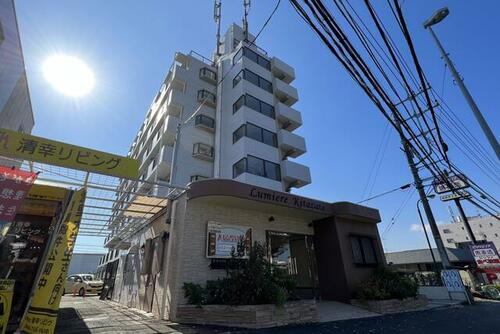 ルミエール北里 7階建