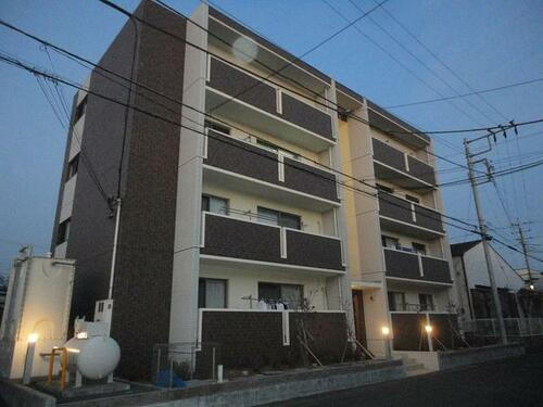 静岡県沼津市西添町 4階建