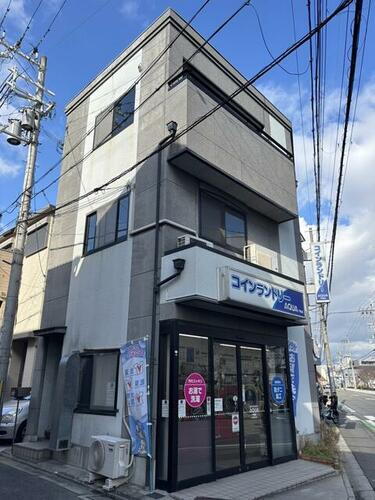 門真店舗付き住宅（住居２階・３階部分） 平屋建て