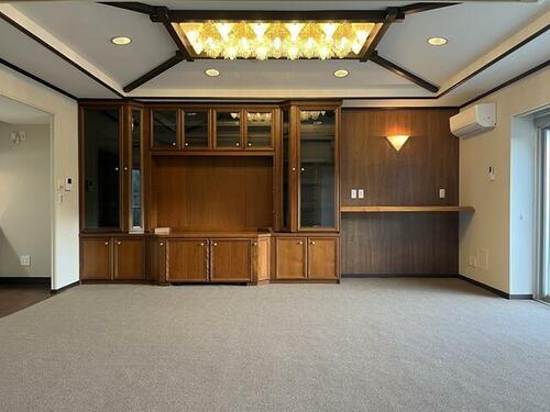 静岡県熱海市伊豆山 地上13階地下1階建 築63年3ヶ月