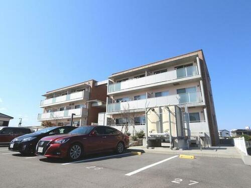 徳島県小松島市金磯町 3階建 築8年6ヶ月